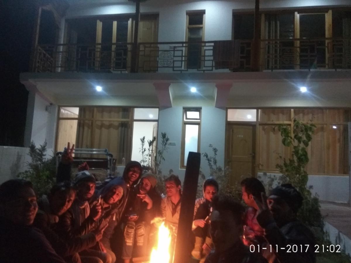 Laksdup Guest House Leh Rom bilde